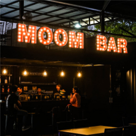 Moom Bar